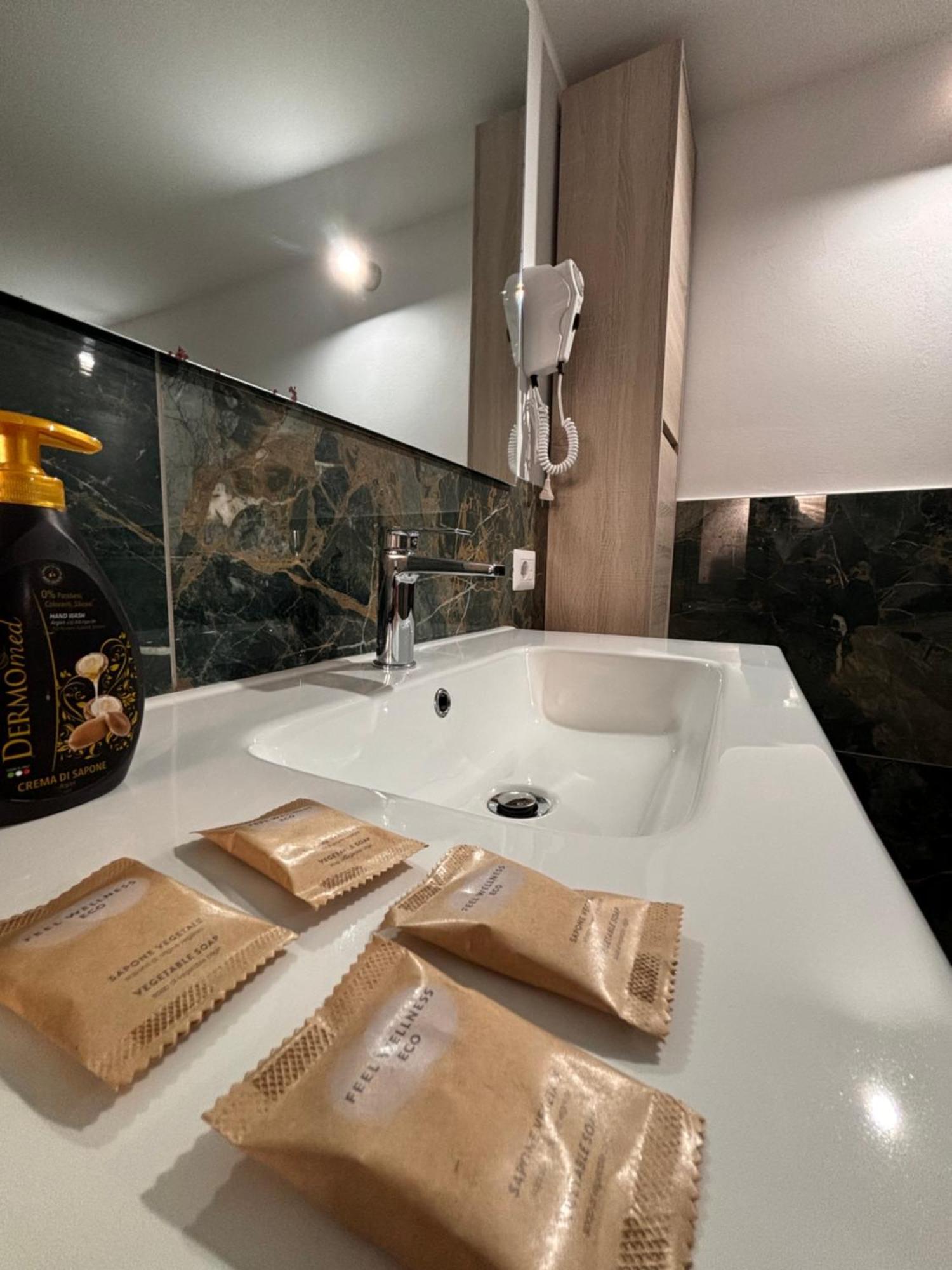 Cortile Riolo Apartment Палермо Екстериор снимка