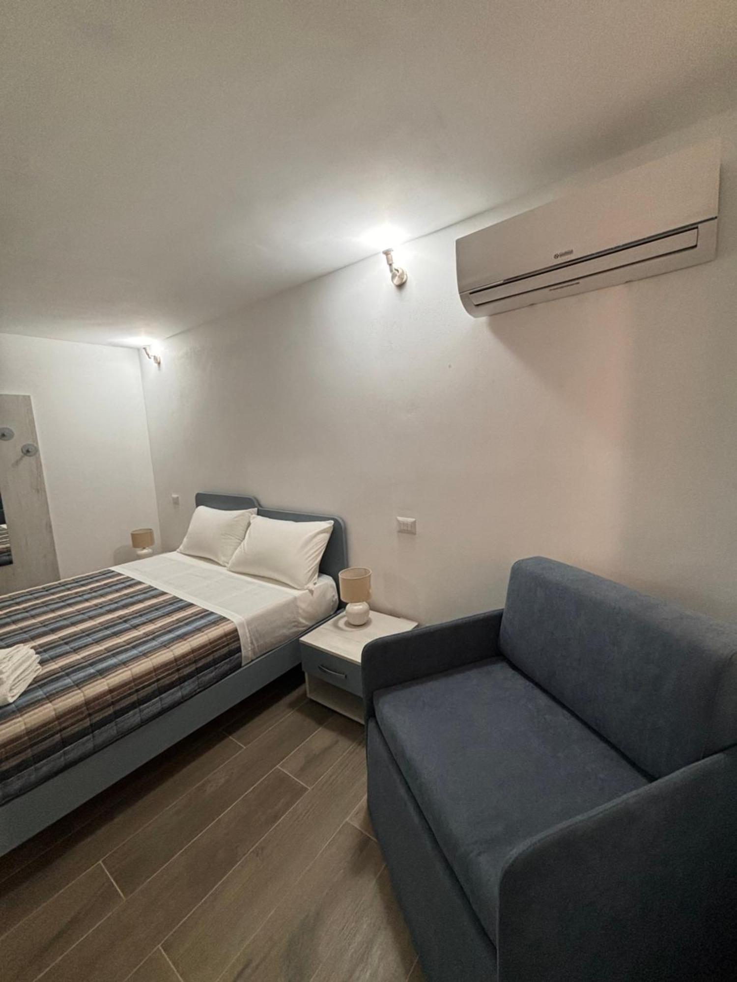 Cortile Riolo Apartment Палермо Екстериор снимка